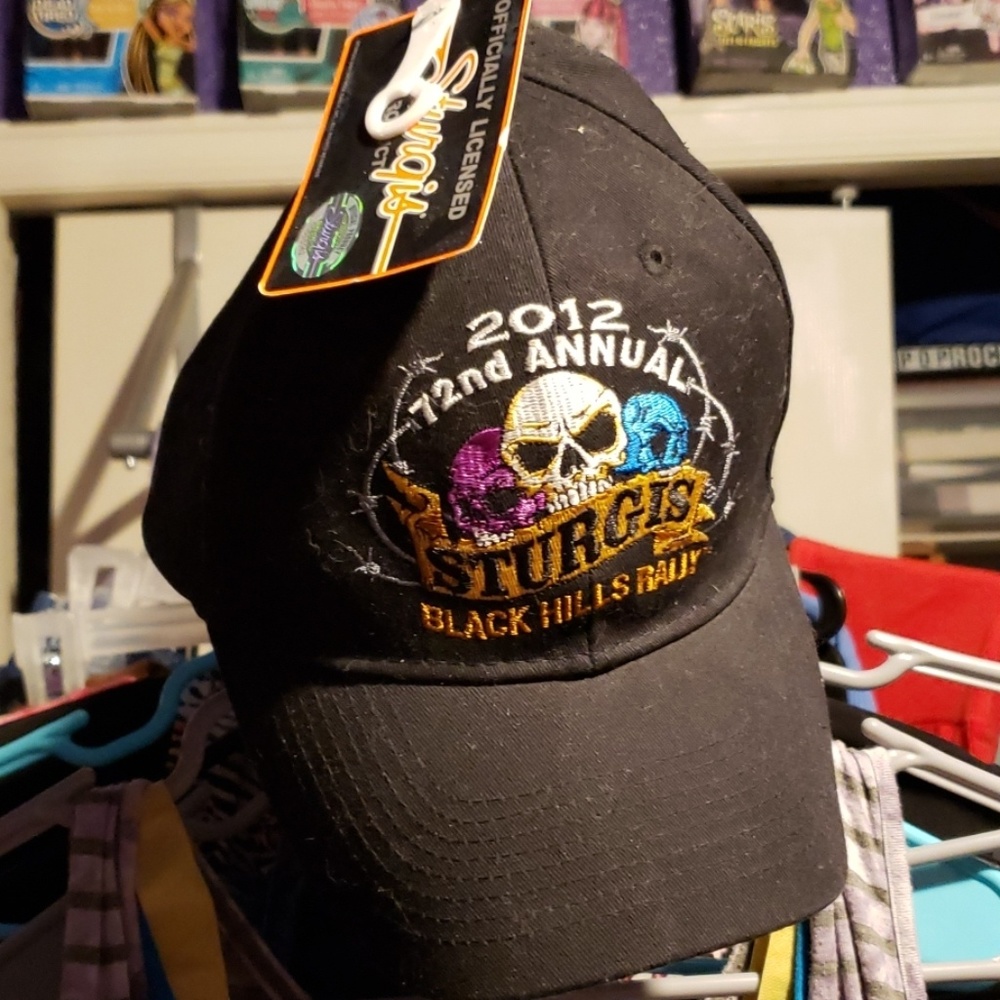 Mens sturgis velcro back hat 2012 NWT one size